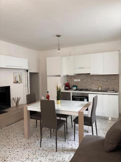 La Ginestra Apartment Roccascalegna Ngoại thất bức ảnh